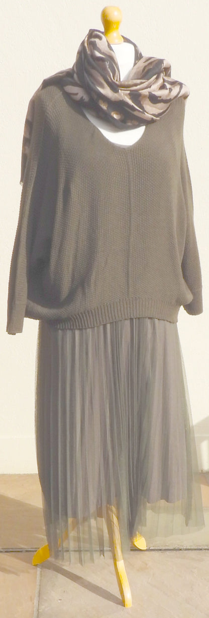 Pleated Skirt Dress and Jumper
